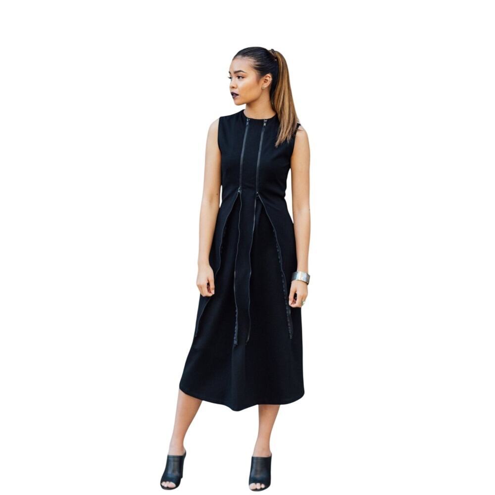 Poppyseed Women's Zipper Dress Large Navy Blue Sleeveless Fitted‎ Stretch